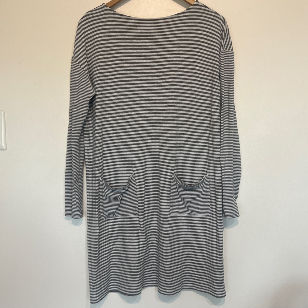 J. Jill | Stripped Long sleeve Dress w/ pockets |  grey and white | Medium